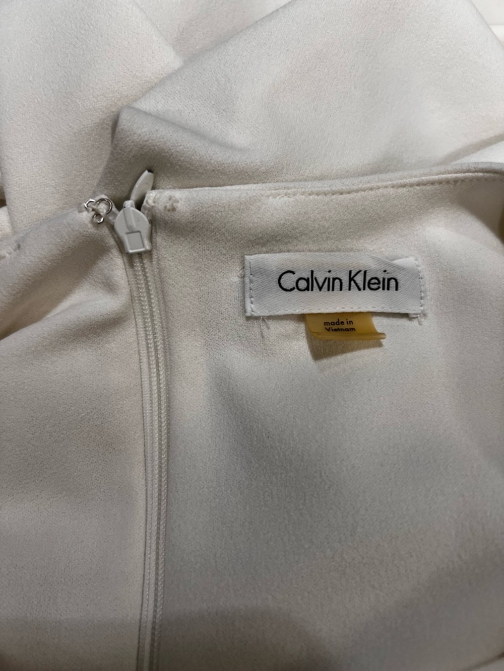 Calvin Klein Cream Dress with Black Trim - Picture 9 of 10